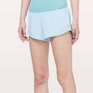 Lululemon Hotty Hot Short II *2.5"